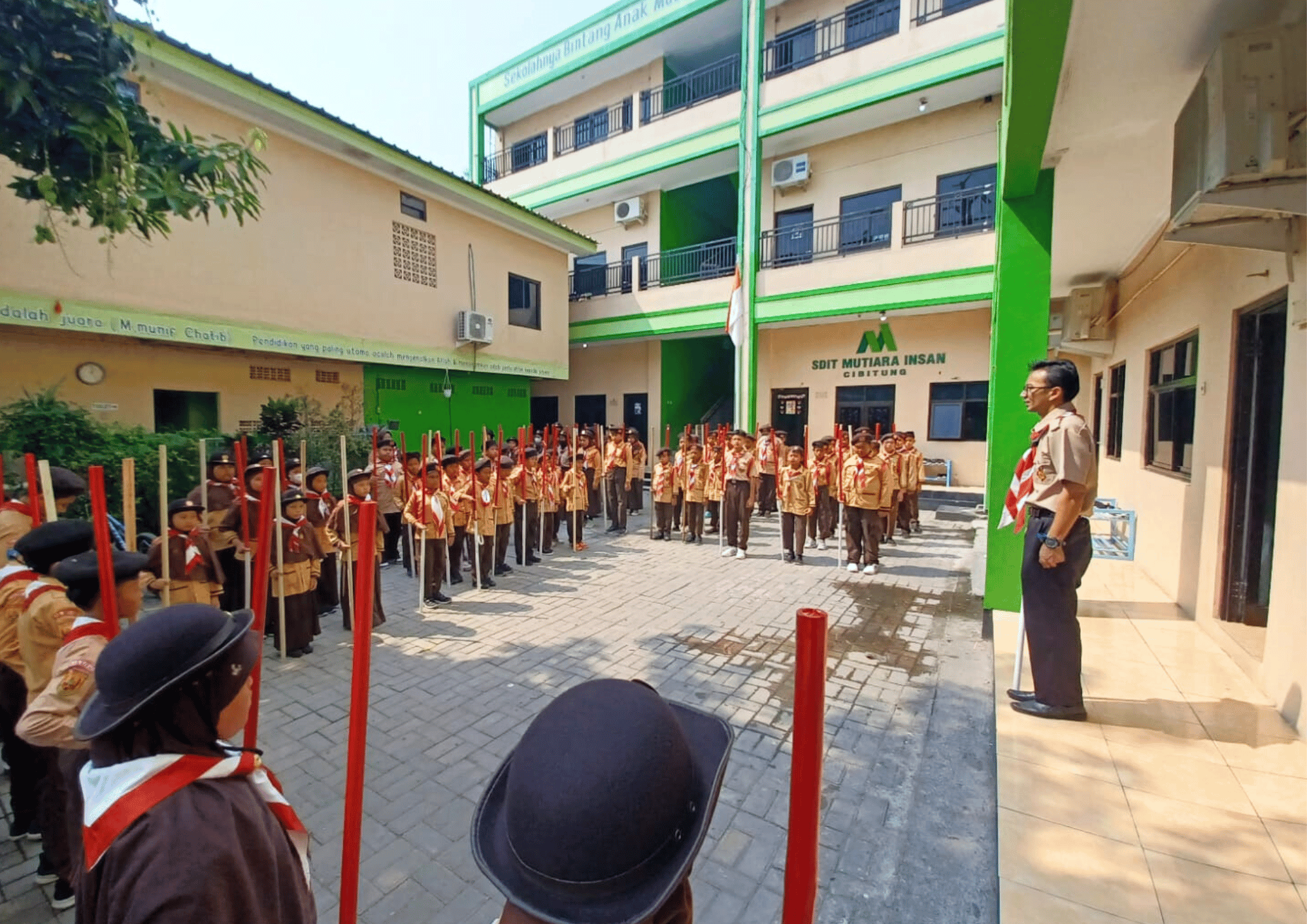 Foto utama