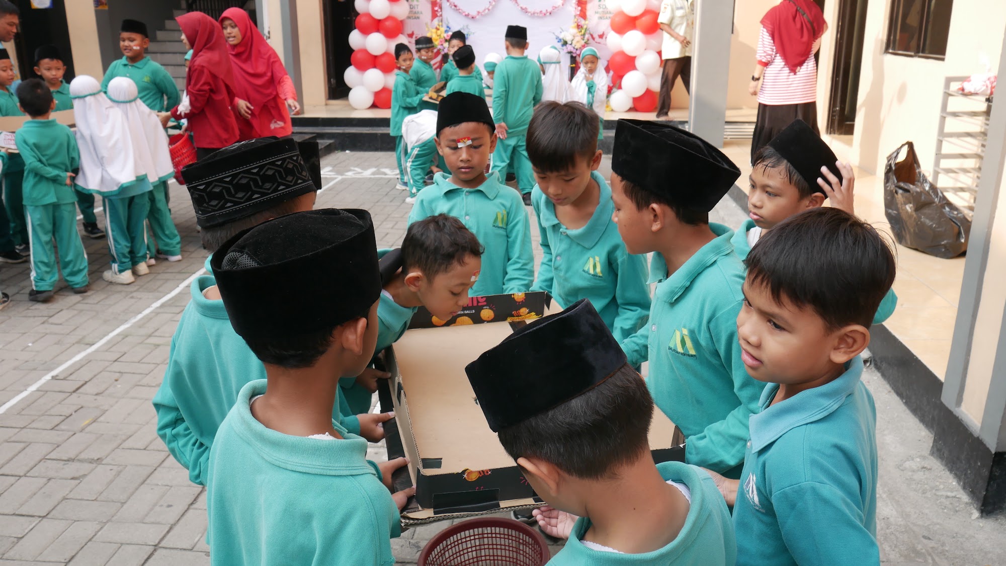 Semarak Kemerdekaan ke-81, Siswa SDIT Mutiara Insan Antusias Ikuti Beragam Lomba