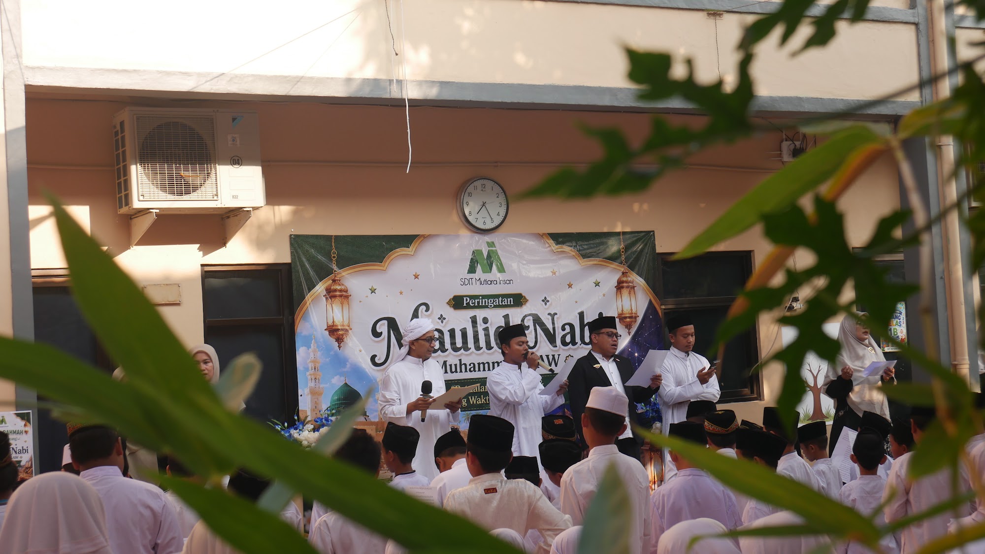 Semarak Maulid Nabi di SDIT Mutiara Insan: Dari Jelajah Sirah Interaktif hingga Bioskop Mini